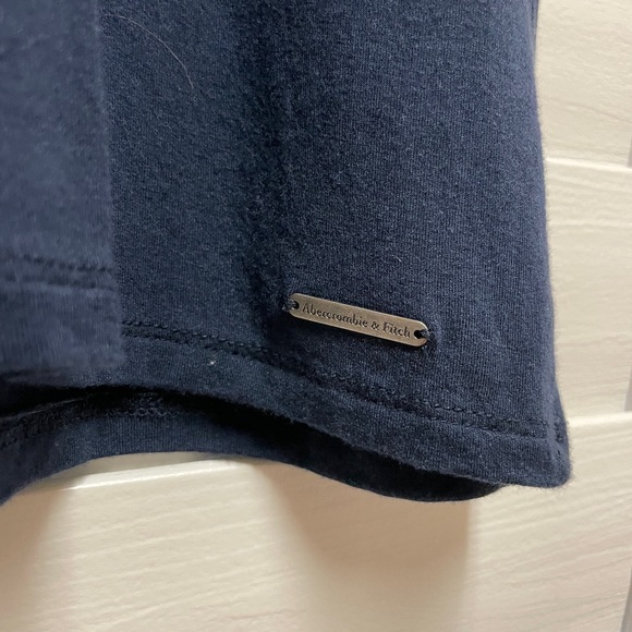 Abercrombie Navy and White Striped Color Block Tee - Size S - Picture 4 of 4